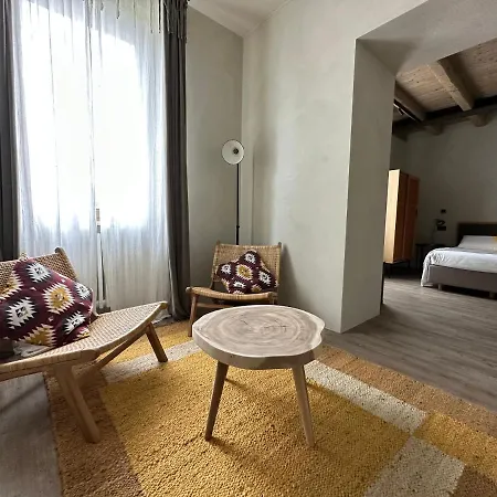 Corte Vallio Desenzano del Garda